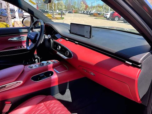 Used 2024 Genesis GV70 3.5T Sport w/ Sport Prestige Package AWD/4WD image 14