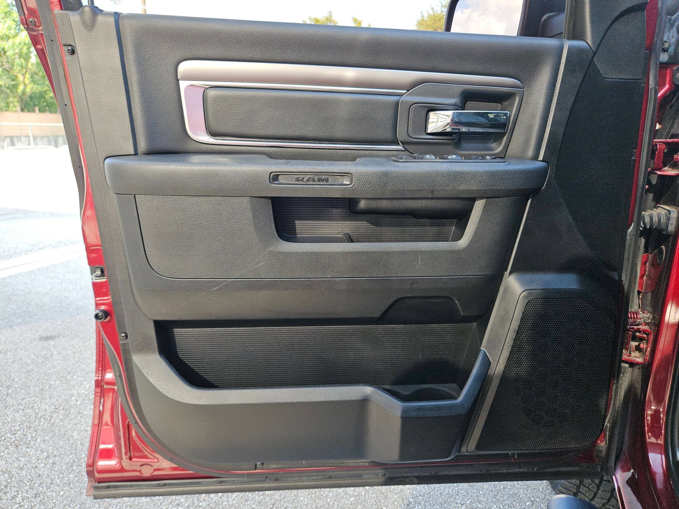 Used 2022 RAM 1500 Warlock AWD/4WD image 11