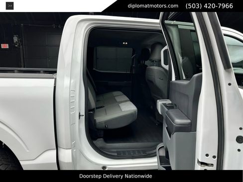 Used 2023 Ford F150 XLT w/ XTR Package image 23