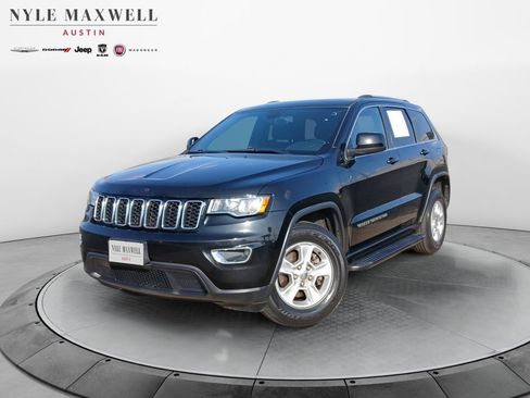Used 2017 Jeep Grand Cherokee Laredo w/ Quick Order Package 23E AWD/4WD image 1