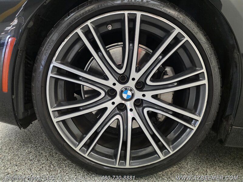 Used 2019 BMW 540i w/ M Sport Package RWD image 11