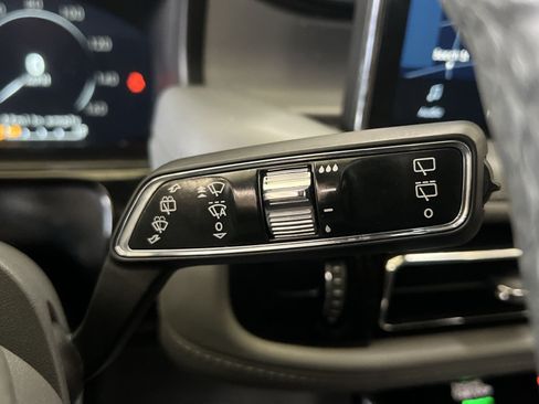 Used 2021 Lincoln Nautilus Reserve FWD image 35