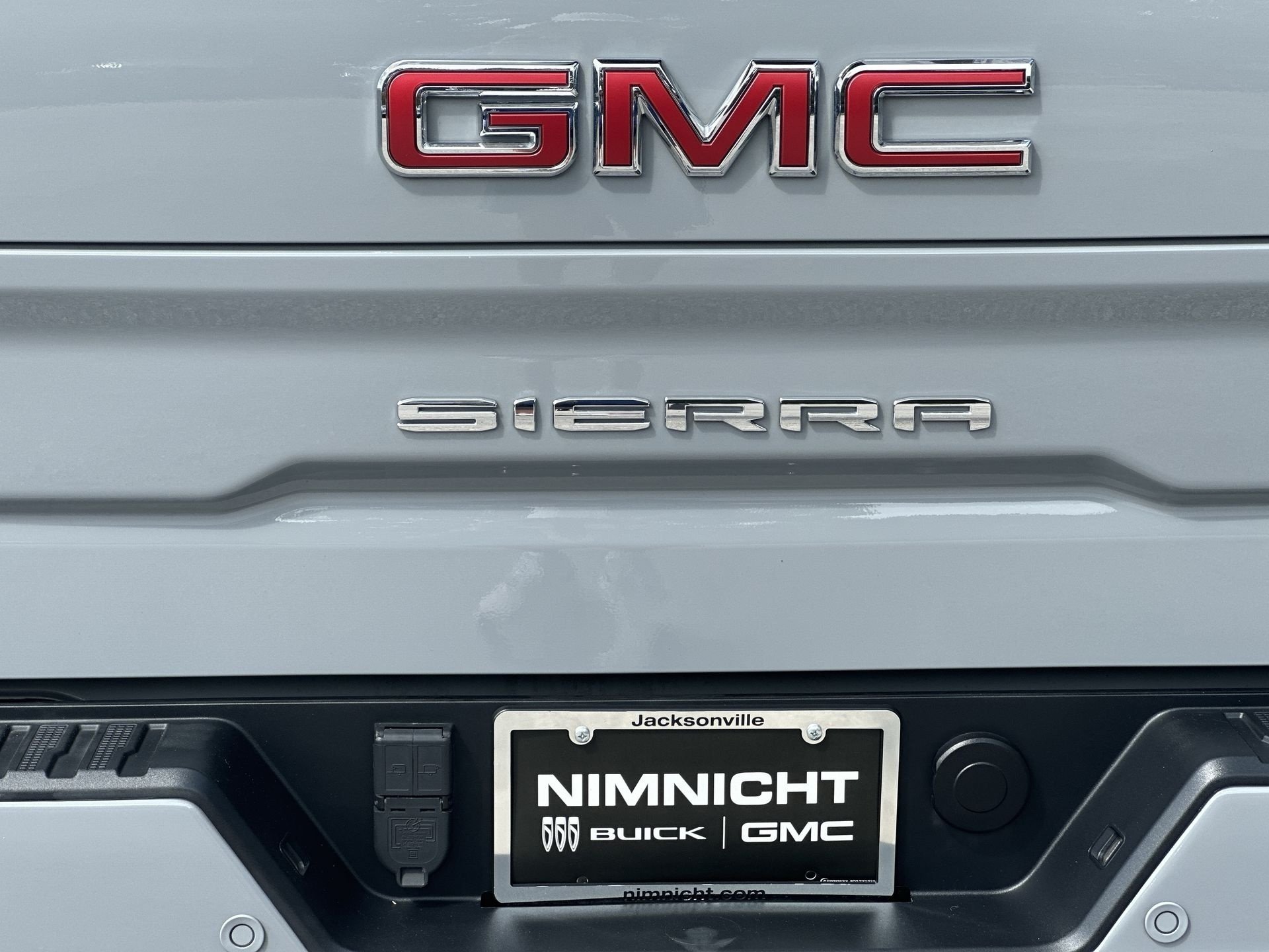 Used 2024 GMC Sierra 1500 AT4 w/ Technology Package AWD/4WD image 31