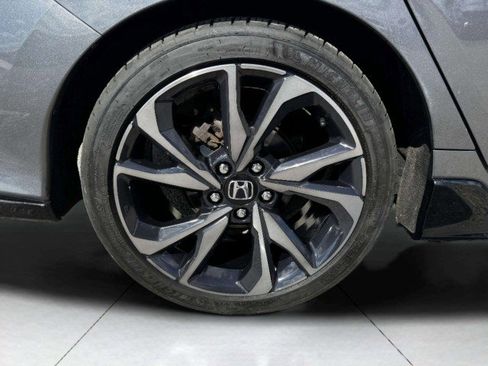 Used 2018 Honda Civic Sport Touring image 48