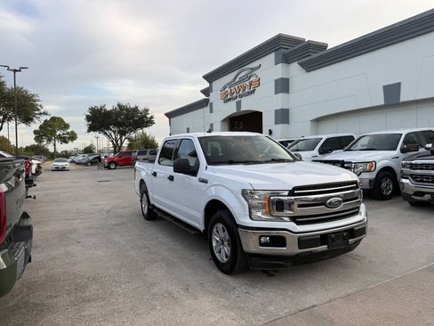 Used 2019 Ford F150 XLT w/ Trailer Tow Package RWD image 40