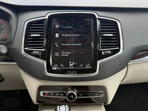 Used 2017 Volvo XC90 T6 Momentum AWD/4WD image 54