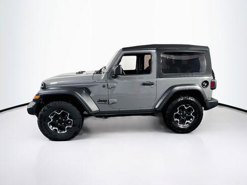 Used 2022 Jeep Wrangler Sport AWD/4WD image 8