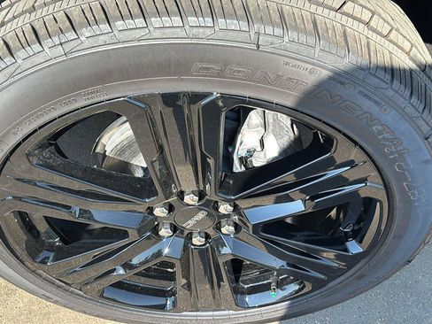 New 2026 GMC Acadia Elevation w/ Black Edition FWD image 9