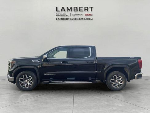 New 2026 GMC Sierra 1500 SLE image 2