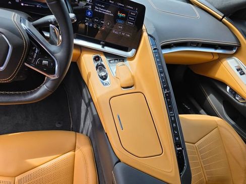 Used 2023 Chevrolet Corvette Stingray Premium Cpe w/ Z51 Performance Package RWD image 18