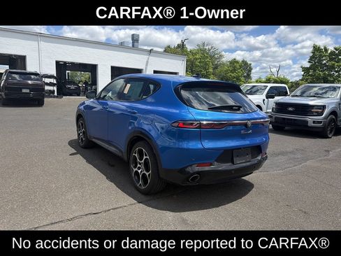 Used 2024 Alfa Romeo Tonale Veloce AWD/4WD image 2