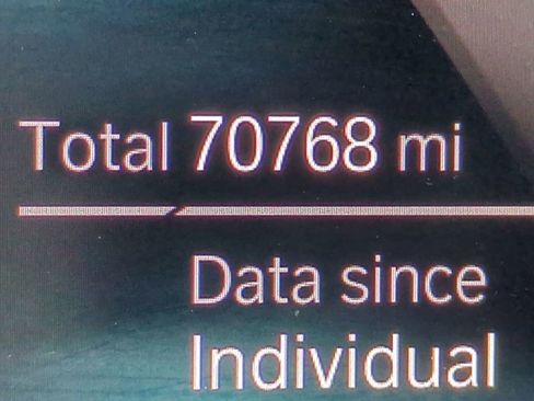 Used 2020 BMW 740i w/ M Sport Package image 28