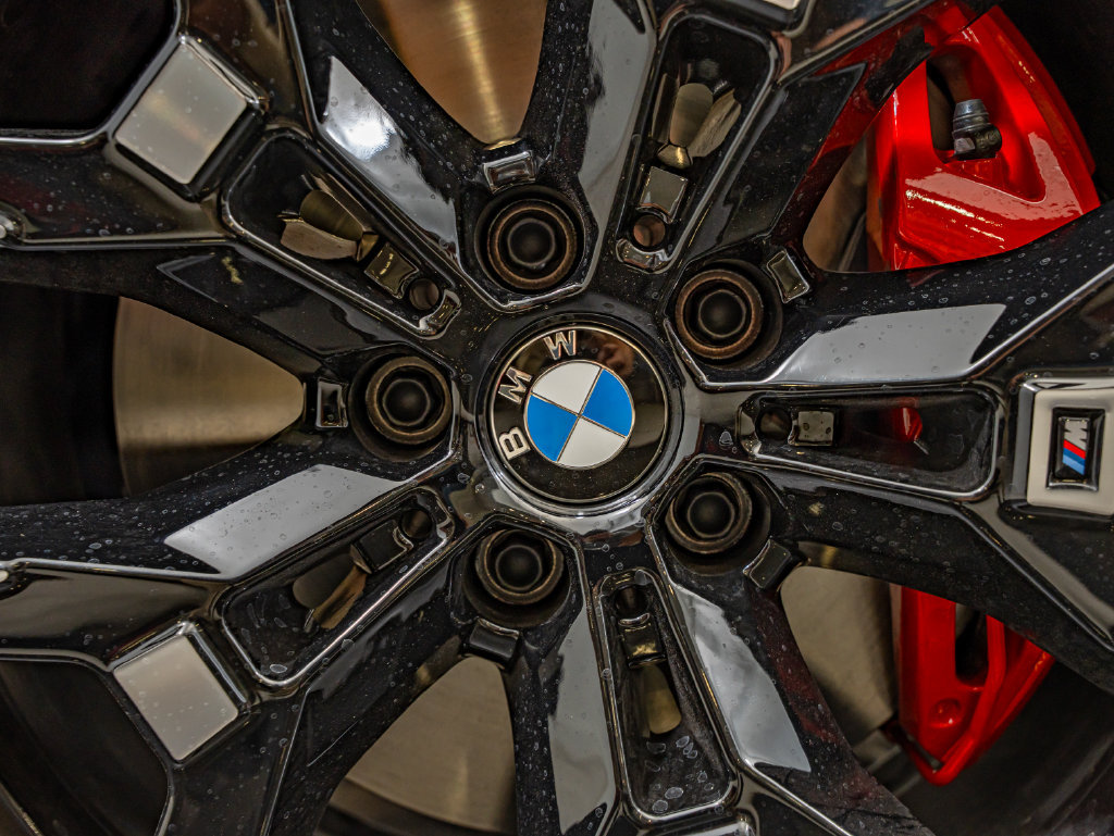 New 2026 BMW 230i xDrive Coupe w/ Premium Package AWD/4WD image 8