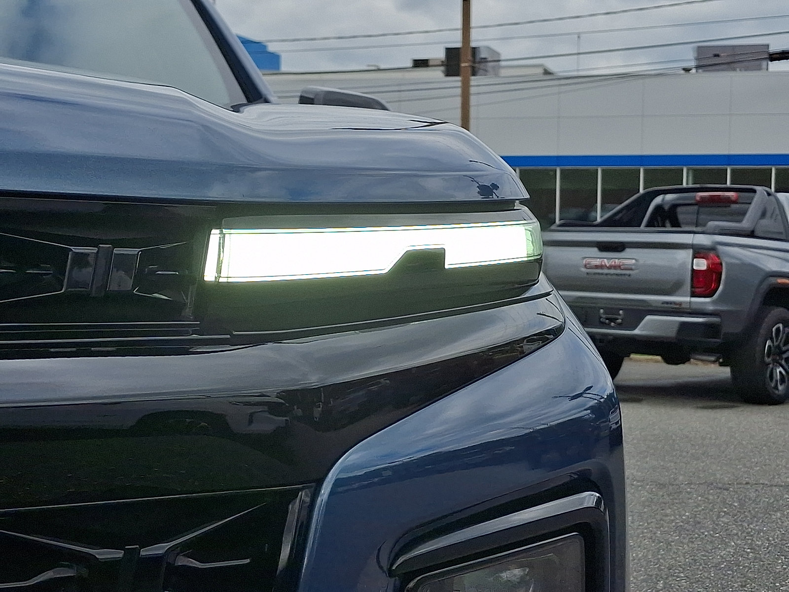 Certified 2025 Chevrolet Traverse RS AWD/4WD image 9