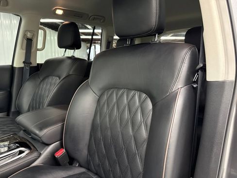 Used 2024 Nissan Armada Platinum w/ Captain's Chairs Package RWD image 18