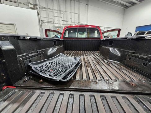 Used 2011 Toyota Tacoma Base image 22