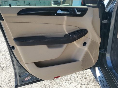 Used 2017 Mercedes-Benz GLE 350 image 18