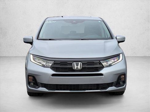 New 2026 Honda Odyssey Touring image 6