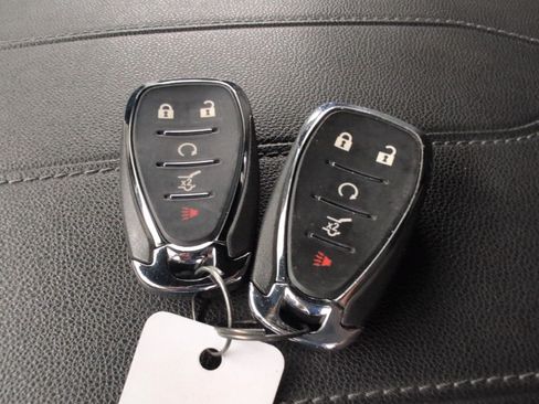 Used 2023 Chevrolet Traverse LT AWD/4WD image 27