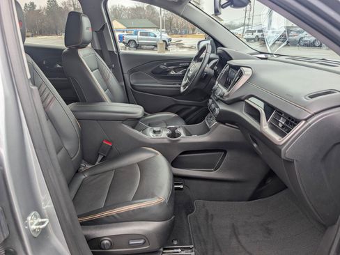 Used 2023 GMC Terrain AT4 image 36