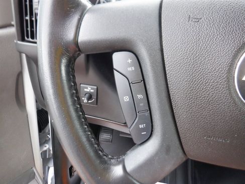 Used 2022 Chevrolet Express 2500 w/ Driver Convenience Package image 17