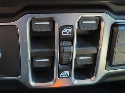 New 2026 Jeep Gladiator Sport image 23