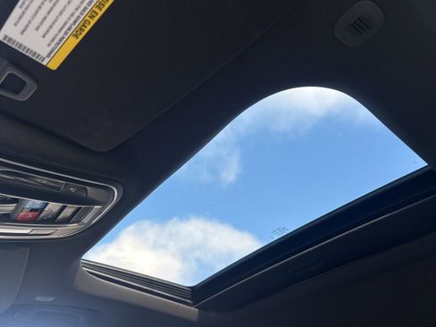 New 2025 Jeep Grand Cherokee L Laredo w/ Luxury Tech Group I image 39