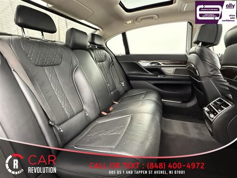 Used 2020 BMW 740i RWD image 34