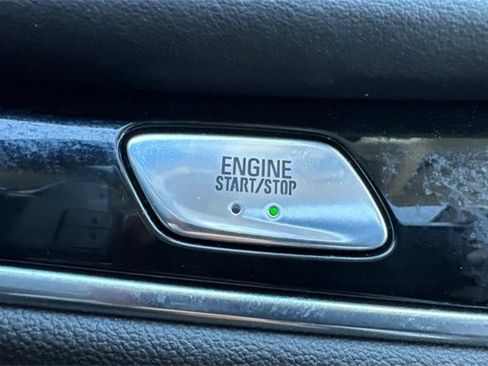 Used 2023 Buick Enclave Avenir w/ Avenir Technology Package image 36