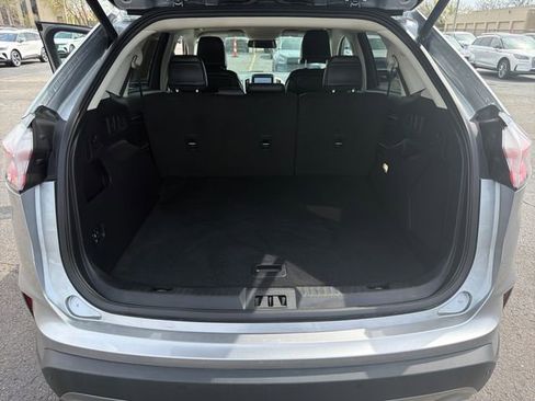 Used 2024 Ford Edge Titanium image 25
