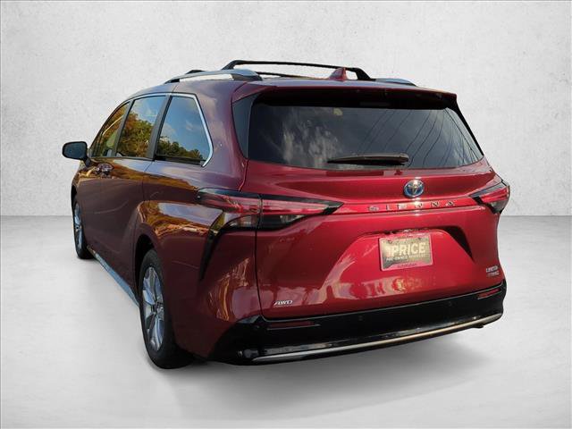 Certified 2022 Toyota Sienna Limited AWD/4WD image 7
