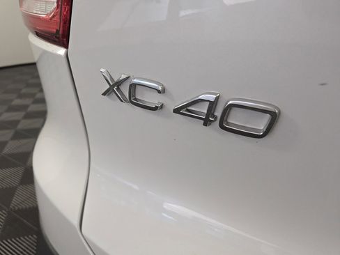 Certified 2023 Volvo XC40 B5 Plus w/ Driver Assist Package image 8