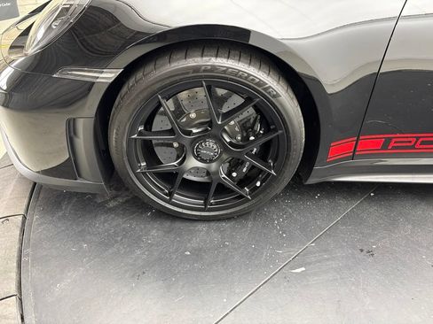 Certified 2025 Porsche 911 GT3 RWD image 14