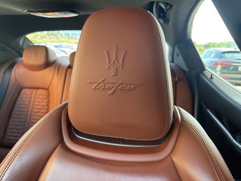 Used 2022 Maserati Ghibli Trofeo image 15