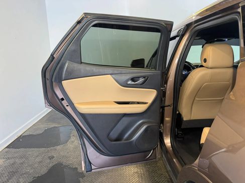 Used 2019 Chevrolet Blazer Premier AWD/4WD image 23