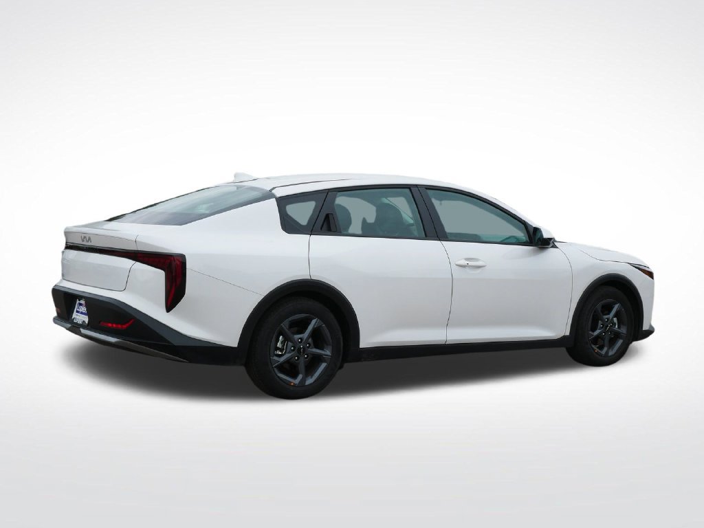 Used 2025 Kia K4 FWD image 3