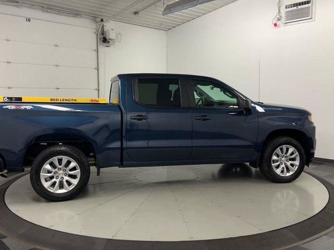 Used 2021 Chevrolet Silverado 1500 Custom AWD/4WD image 8