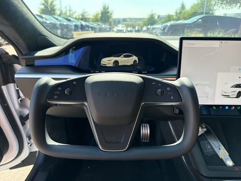 Used 2022 Tesla Model S AWD/4WD image 21