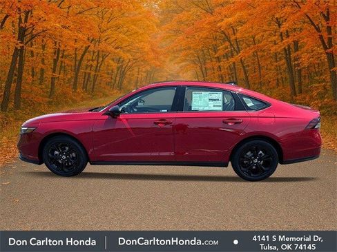 Used 2025 Honda Accord SE image 6