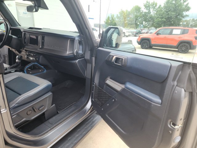 Used 2022 Ford Bronco Outer Banks AWD/4WD image 39