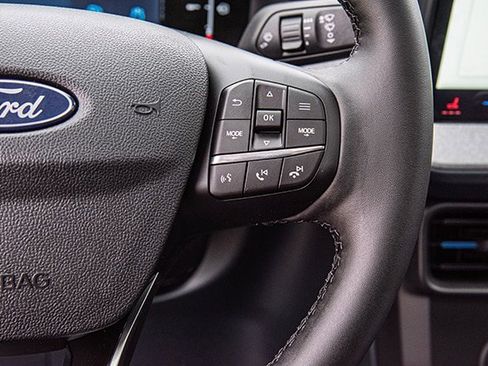 New 2025 Ford Maverick XLT w/ XLT Luxury Package image 10