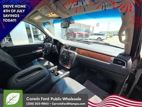 Used 2008 GMC Yukon SLE w/ Convenience Package AWD/4WD image 7