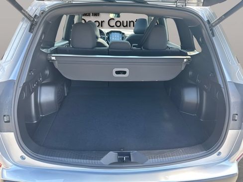 Used 2025 Subaru Forester Premium AWD/4WD image 24