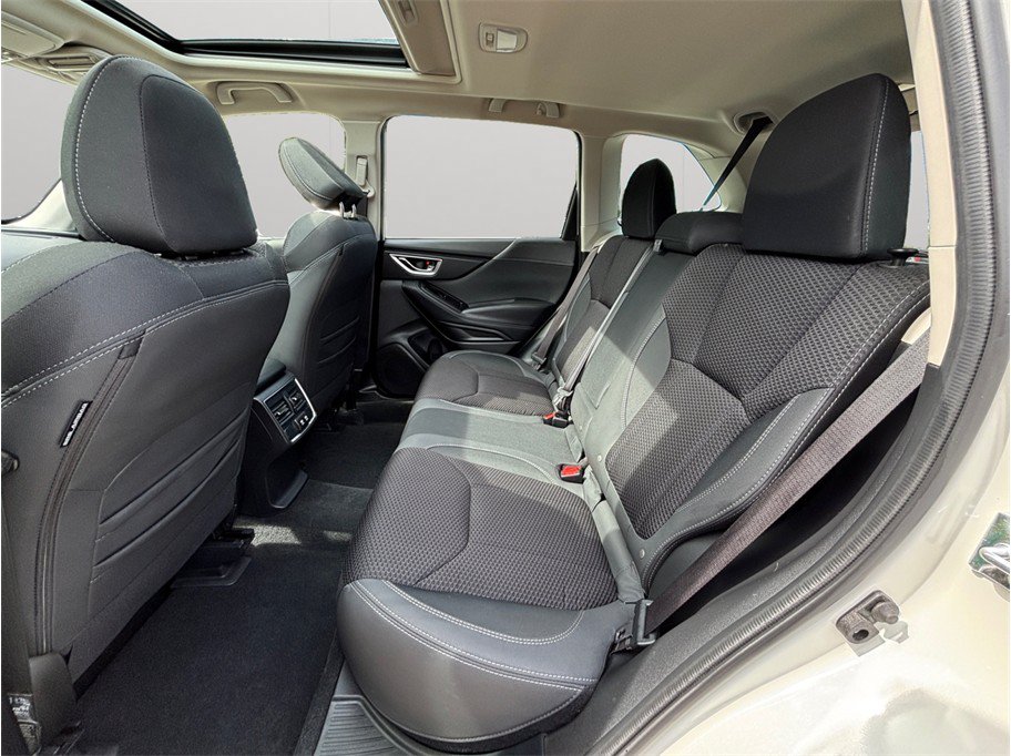 Used 2024 Subaru Forester Premium AWD/4WD image 36