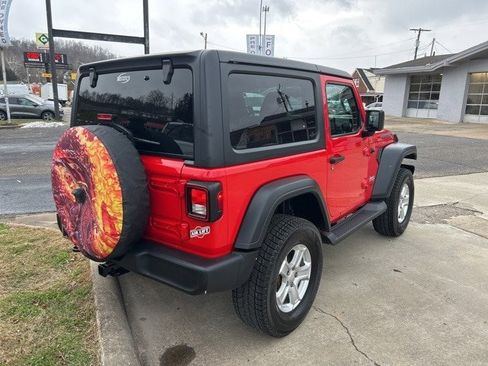 Used 2019 Jeep Wrangler Sport w/ Quick Order Package 28S image 10