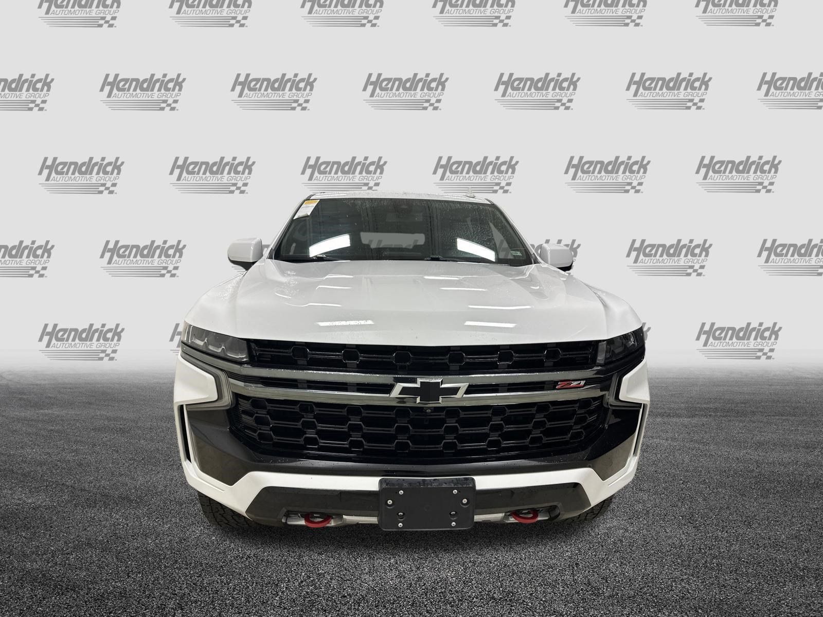 Used 2022 Chevrolet Tahoe Z71 w/ Luxury Package AWD/4WD image 3