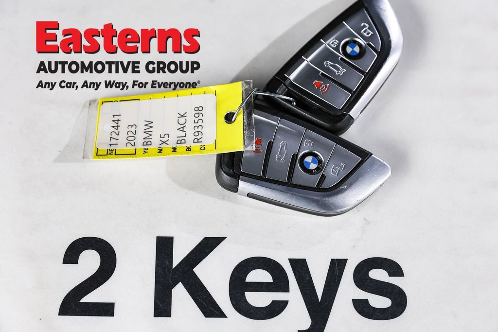 Used 2023 BMW X5 xDrive40i AWD/4WD image 24