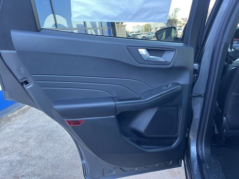 New 2026 Ford Escape ST-Line w/ Tech Pack #1 image 9