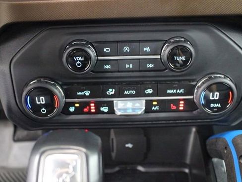 Used 2023 Ford Bronco Outer Banks AWD/4WD image 28