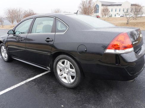 Used 2014 Chevrolet Impala LT w/ LT Sunroof Package image 9